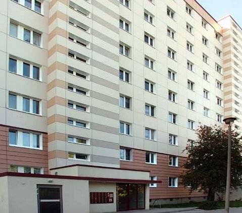 Salvador-Allende-Str. // 