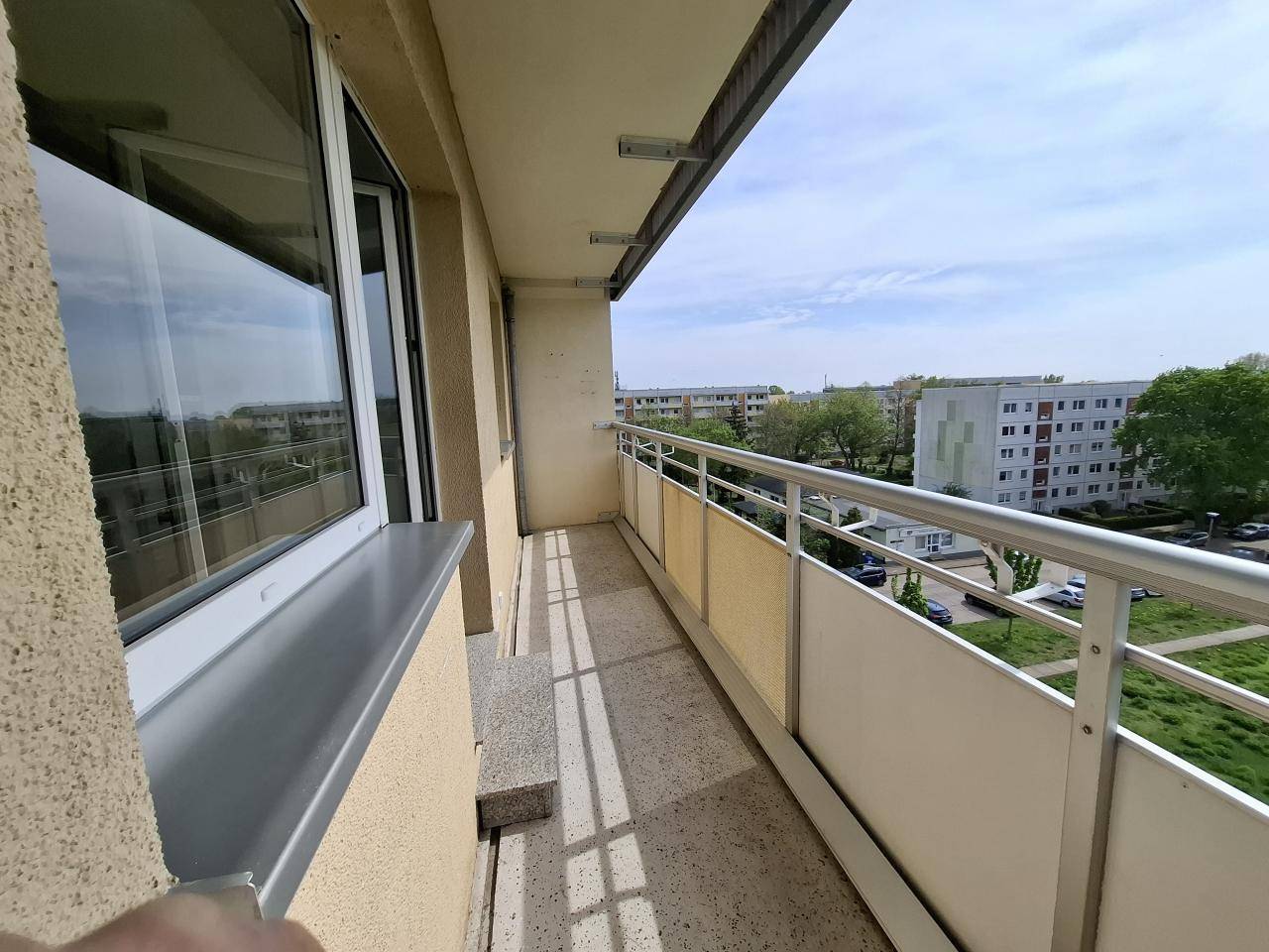 Johannes-Göderitz-Str. // Balkon