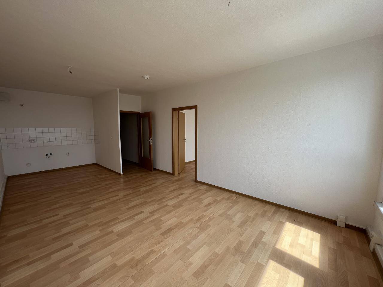 Gustav-Adolf-Str. // Wohnzimmer+Küche