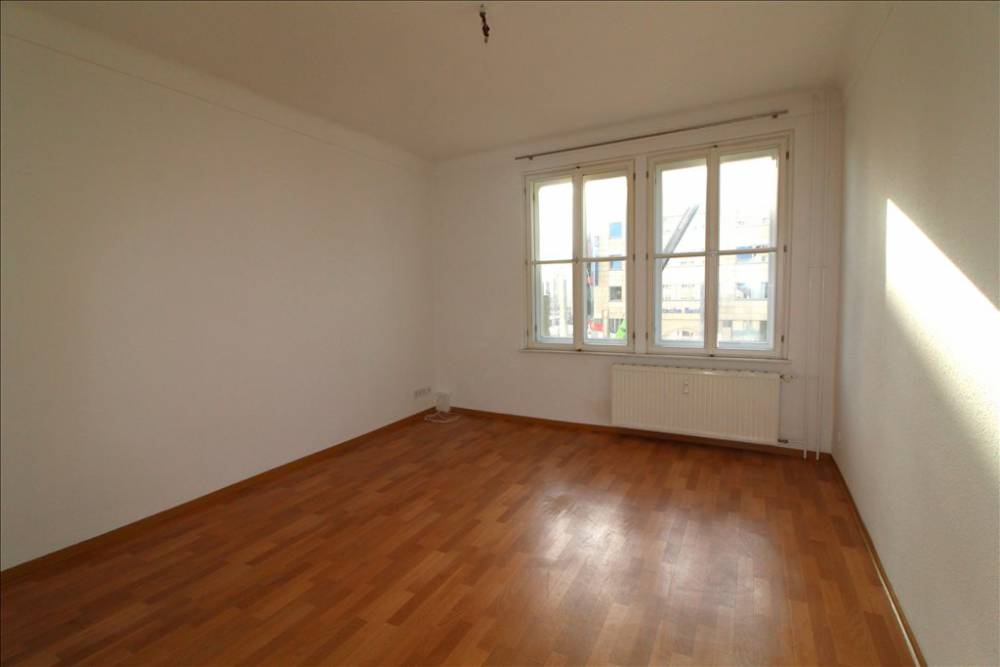 Ernst-Reuter-Allee // 