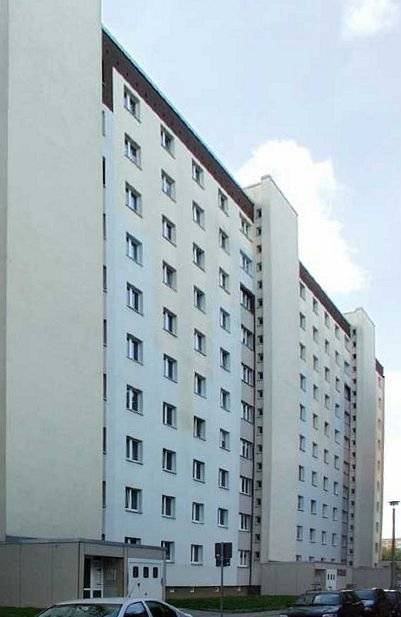 Dr.-Grosz-Str. // 