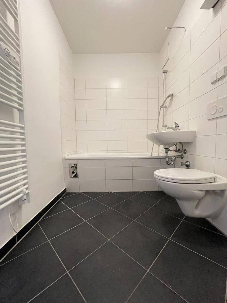 Bundschuhstr. // Badezimmer