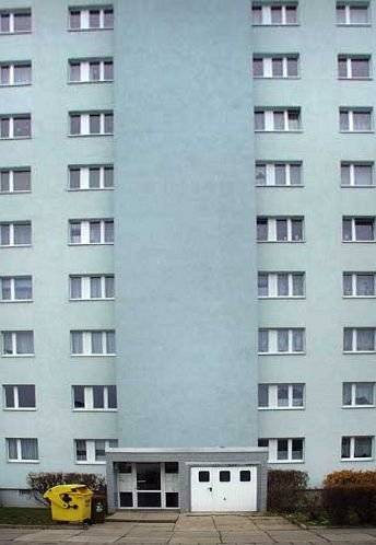 Johannes-R.-Becher-Str. // 