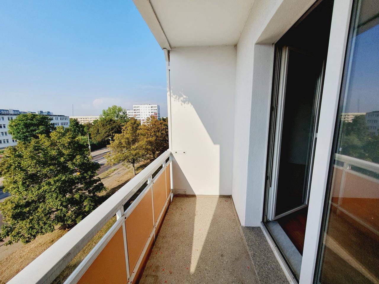 Olvenstedter Graseweg // Balkon