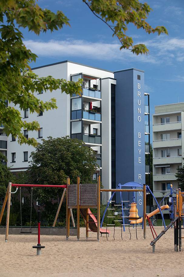 Bruno-Beye-Ring mit modernen Spielplatz